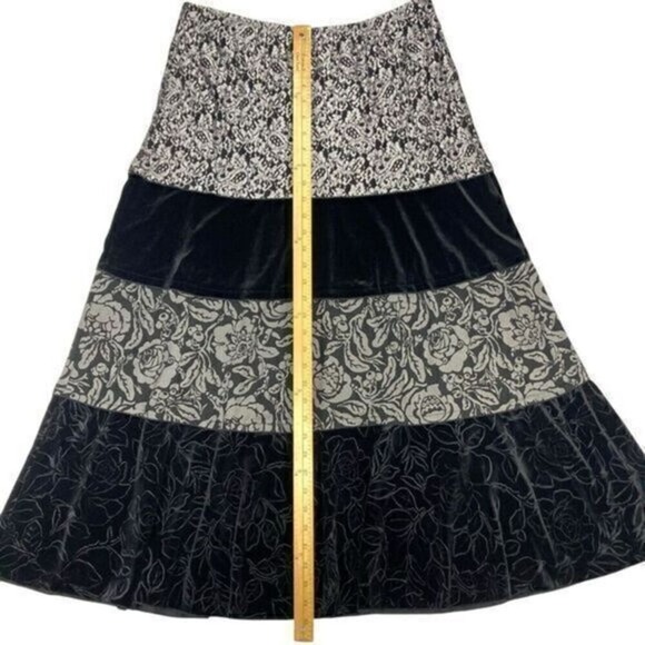 Coldwater Creek Whimsigoth Maxi Skirt Large Black Velvet Floral Tiered Pull‎ On - Picture 7 of 9